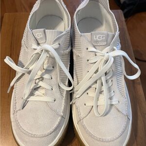 UGG EZ Duzzit Cream Textured Lace-Up Sneakers